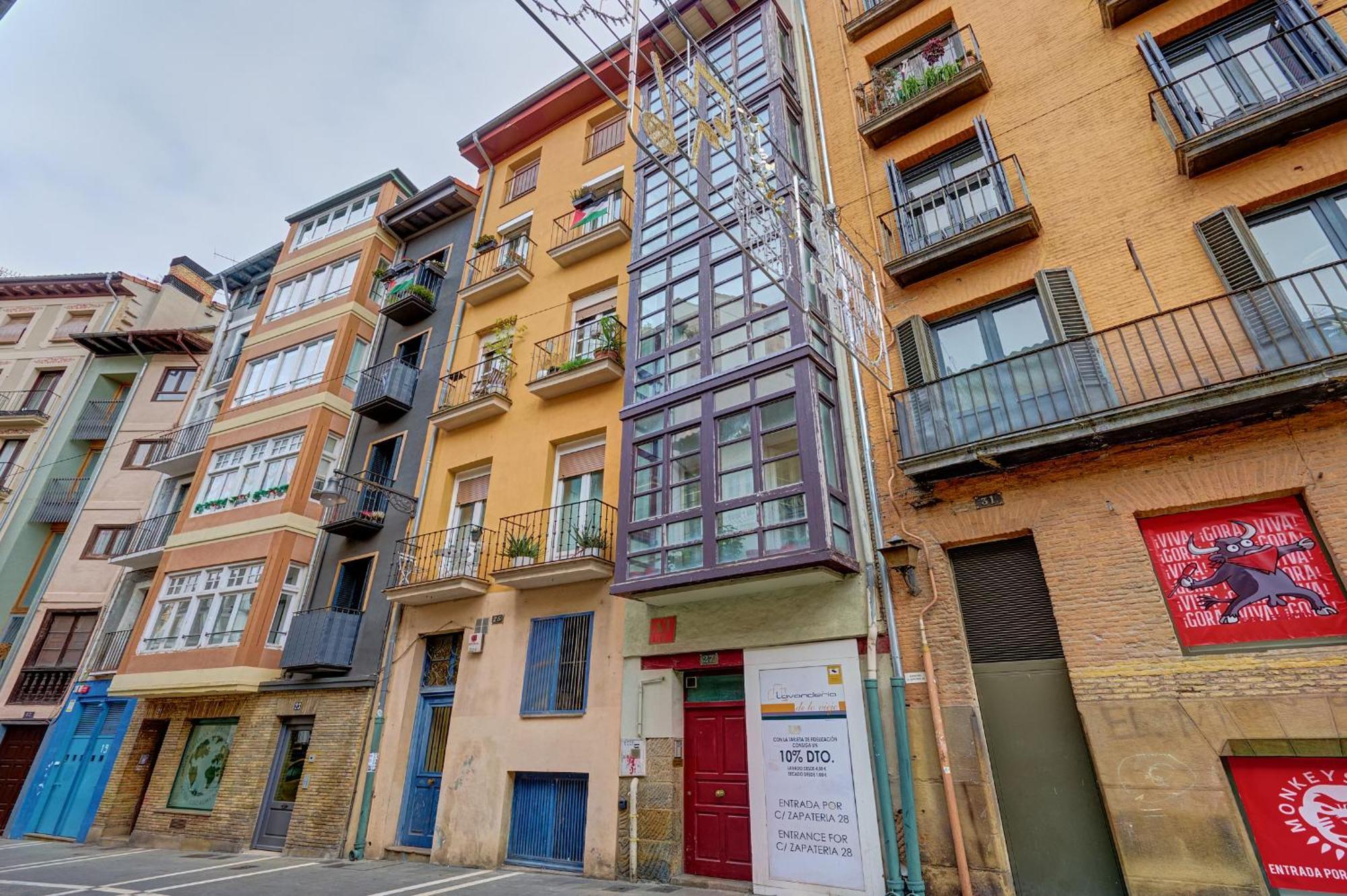 Heart Of Pamplona Apartments IV By Clabao Ngoại thất bức ảnh