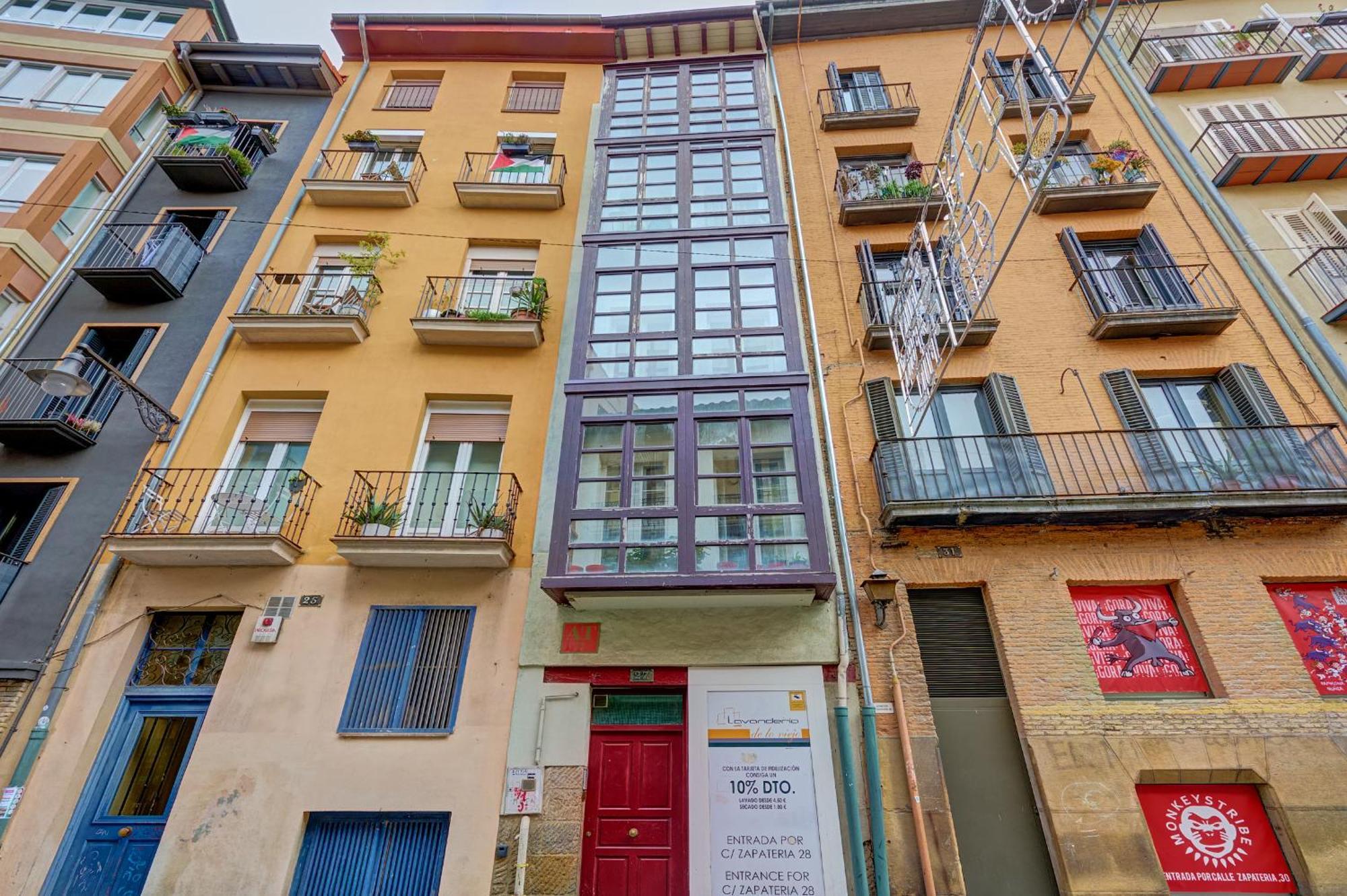 Heart Of Pamplona Apartments IV By Clabao Ngoại thất bức ảnh